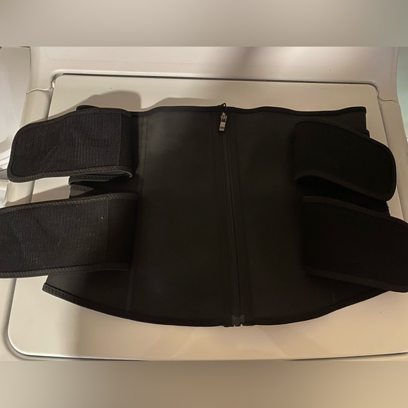 Waist Trainer - Picture 2 of 4
